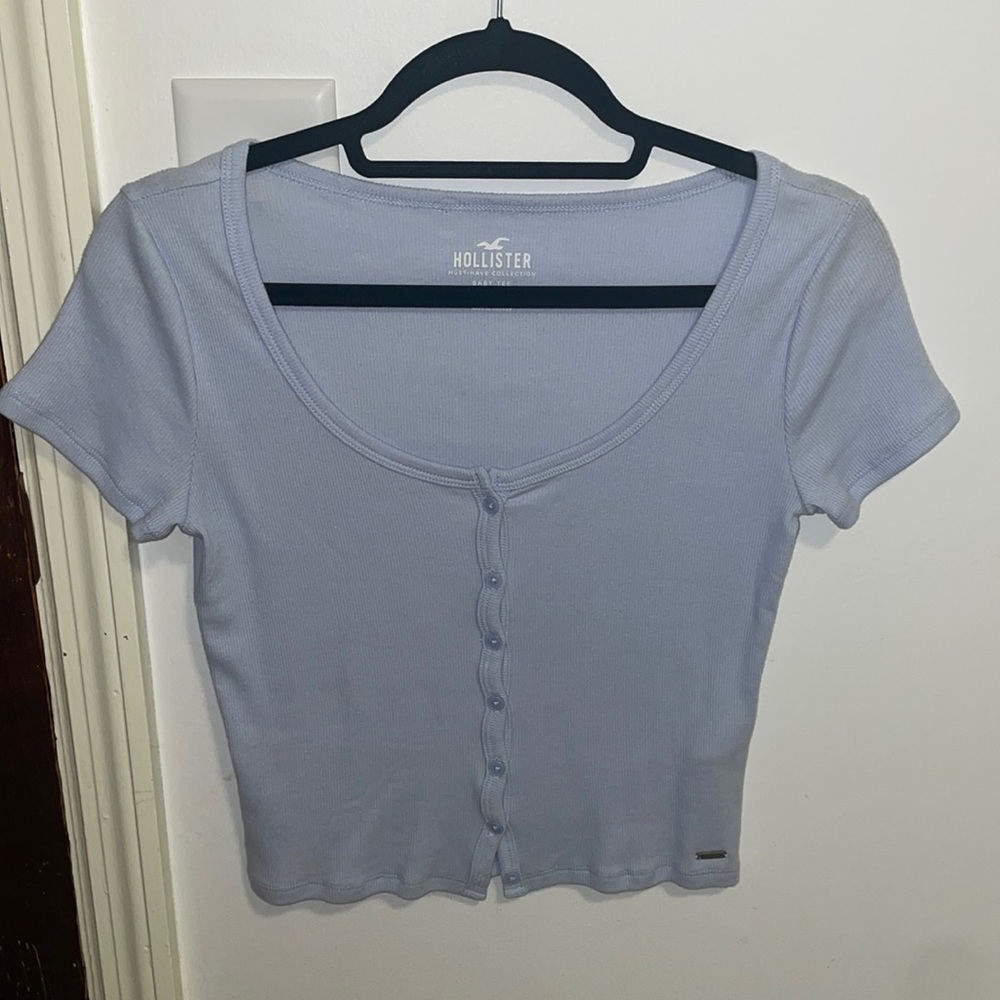 Holister top